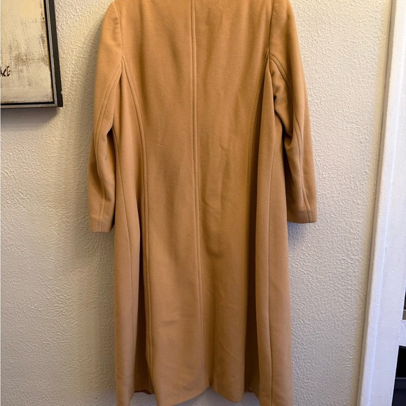 Pendleton Tan Long Coat - Picture 6 of 8
